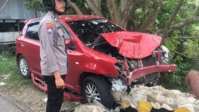 Kecelakaan Maut di Majene: Minibus Hantam Motor, Pengendara Terlempar ke Sungai