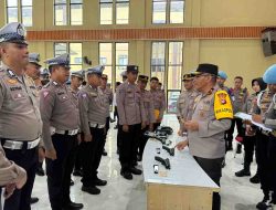 Wakapolda Sulbar Periksa Senpi Personel untuk Pastikan Kepatuhan SOP dan Cegah Penyalahgunaan