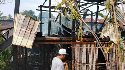 Si Jago Merah Kembali Lahap Rumah Warga di Tinambung, Diduga Akibat Korsleting Listrik
