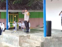SMPN 5 Majene Dikunjungi Polisi Pesankan : Tanamkan Kedisiplinan