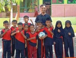 Guru Olahraga SDN 50 Inpres Konja Tanamkan Semangat Juara Sejak Dini